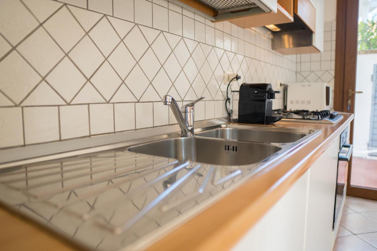 Gramsci House Apartment Алгеро Екстериор снимка