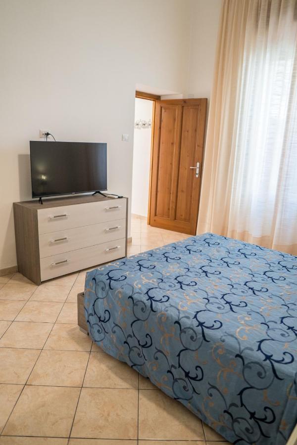 Gramsci House Apartment Алгеро Екстериор снимка