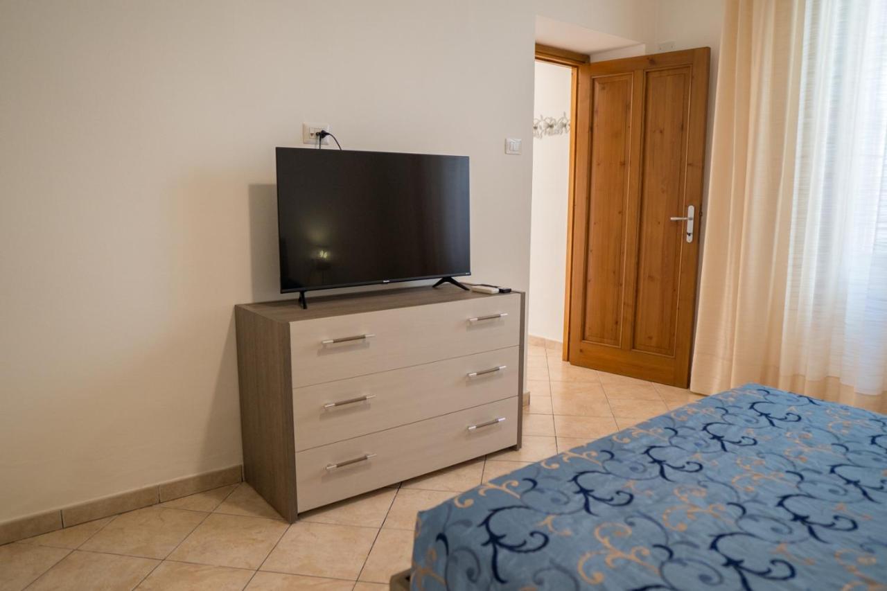 Gramsci House Apartment Алгеро Екстериор снимка